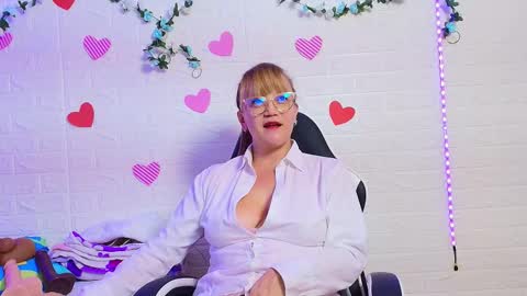 Naomi online show from September 10, 12:38 pm