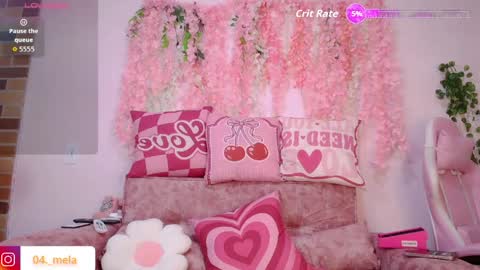 Snapshot of naomi_femme chatting on June 2, 10:50 am naomi_femme online show from June 2, 10:50 am
