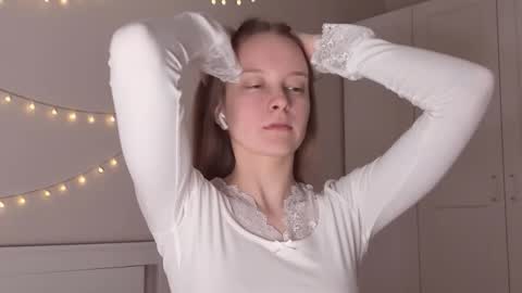 Naomi online show from March 4, 5:41 pm