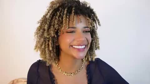 naomidawson online show from July 21, 1:19 am