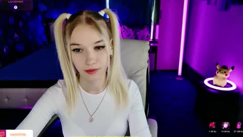 naomihita online show from March 3, 10:10 am