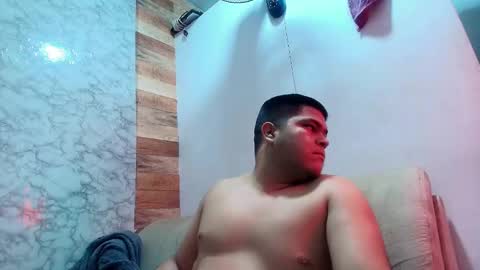 Naomi Campbel online show from February 15, 2:03 pm