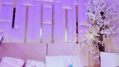 Snapshot of naomii_star chatting on March 27, 8:26 am online show from March 27, 8:26 am