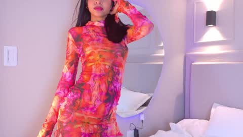 Naomi Klarc online show from January 28, 6:49 am