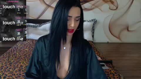 Snapshot of naomiscarlett chatting on February 26, 8:26 am NaomiScarlett online show from February 26, 8:26 am