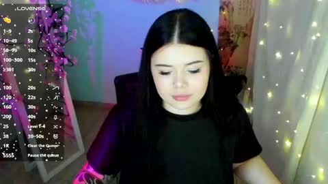 Snapshot of naomivibes chatting on July 8, 6:07 am Naomi online show from July 8, 6:07 am