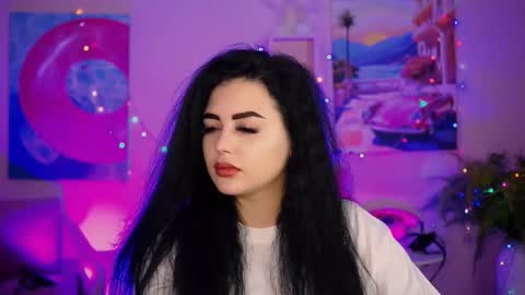 naomiwilsons online show from October 13, 8:25 am