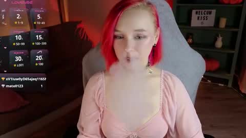 Naomi online show from December 13, 8:47 pm