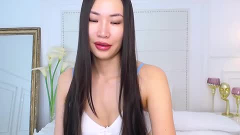 Naomi online show from December 10, 2:16 am