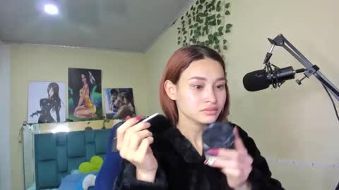 naomy online show from December 31, 11:09 am