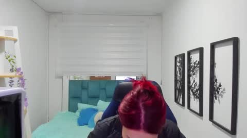 naomy online show from December 2, 1:44 am