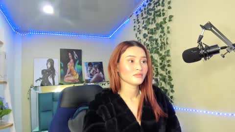 naomy online show from December 31, 6:02 pm