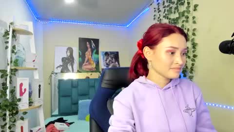 naomy online show from February 16, 2:09 am