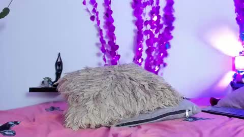 Naomy online show from March 8, 5:11 pm