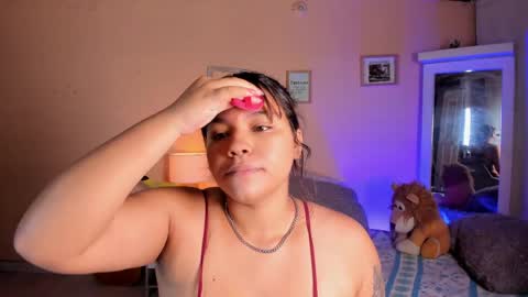 Snapshot of naomy_ruiz_ chatting on May 29, 12:03 pm NAOMY online show from May 29, 12:03 pm