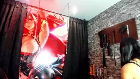 Snapshot of naomyangel chatting on October 6, 11:29 am naomy  online show from October 6, 11:29 am