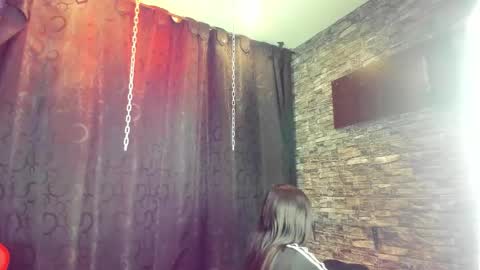 Snapshot of naomyangel chatting on October 20, 11:32 am naomy  online show from October 20, 11:32 am