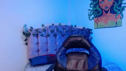 Nao online show from November 21, 12:15 pm