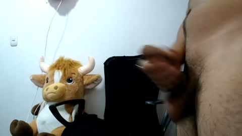 naomylux1 online show from July 22, 2:03 am