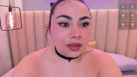 Naomy  online show from June 20, 10:51 am