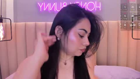 Naomy  online show from June 27, 10:53 am