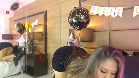 nao online show from December 10, 3:55 pm