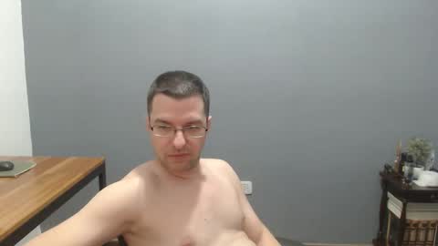 nappadel85 online show from April 29, 1:43 am