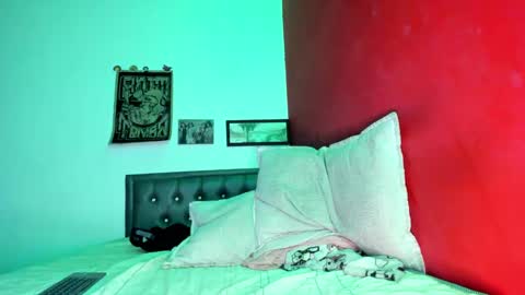 nara_69 online show from October 9, 5:38 am