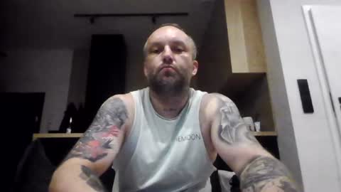 narcyzz87 online show from August 3, 1:48 am