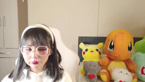 Naree online show from November 7, 1:33 pm