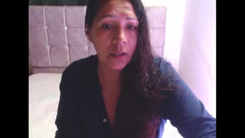 Snapshot of nasly_shy chatting on November 20, 12:44 am Nasly Cute online show from November 20, 12:44 am