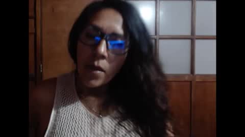 Snapshot of nasly_shy chatting on November 30, 12:14 am Nasly Cute online show from November 30, 12:14 am