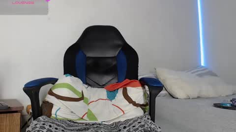 nassh_18 online show from January 4, 12:37 am