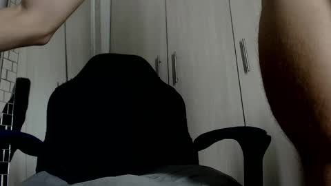 Snapshot of nassh_18 chatting on May 16, 12:51 am nassh_18 online show from May 16, 12:51 am