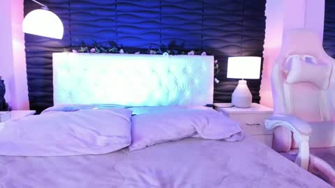 Snapshot of nastasha_nasty1 chatting on June 3, 8:03 pm Maira online show from June 3, 8:03 pm