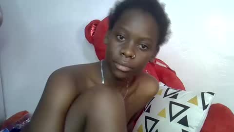 nasti_petite online show from March 6, 12:30 pm