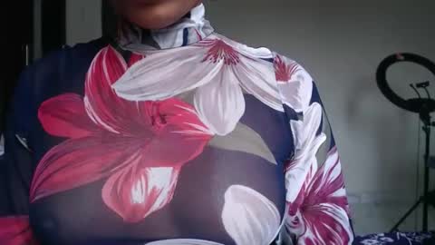 bella online show from December 21, 1:18 pm