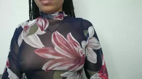 bella online show from January 11, 11:43 pm