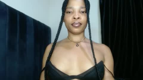 bella online show from February 4, 10:36 pm