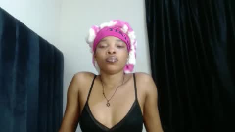 bella online show from February 10, 1:10 am