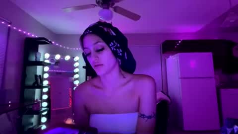 nasttyyynattt online show from June 15, 5:42 am