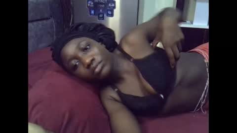 nasty_lynna online show from September 12, 9:09 am