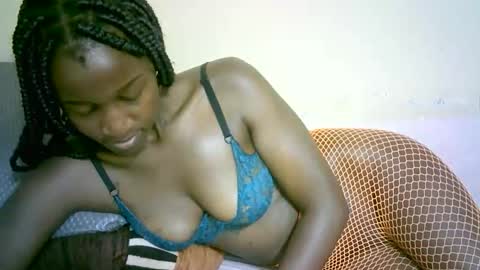 Marie online show from October 25, 8:33 am