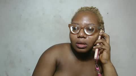 Snapshot of nastyhairy7 chatting on November 14, 7:18 am nastyhairy7 online show from November 14, 7:18 am
