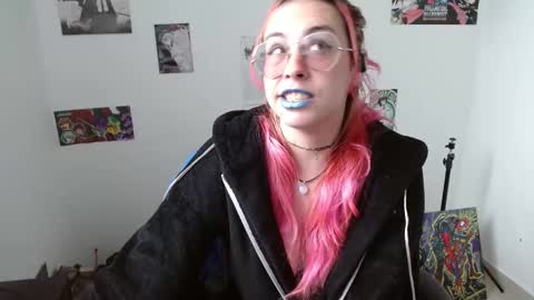 Snapshot of nat_lau chatting on September 29, 8:02 pm Nat online show from September 29, 8:02 pm