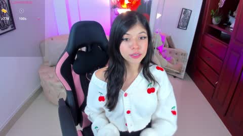 Snapshot of nataasha___ chatting on December 21, 3:58 am NATASHA online show from December 21, 3:58 am