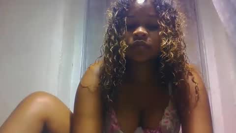 Snapshot of natachazz chatting on March 22, 1:25 pm natachazz online show from March 22, 1:25 pm