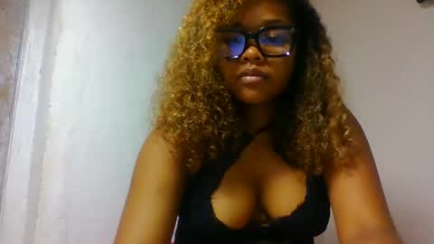 Snapshot of natachazz chatting on March 26, 6:35 pm natachazz online show from March 26, 6:35 pm