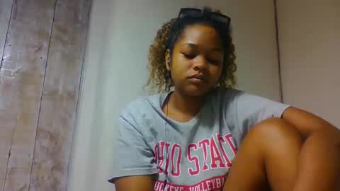 Snapshot of natachazz chatting on March 28, 3:17 am natachazz online show from March 28, 3:17 am