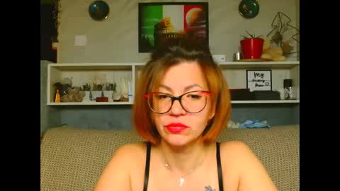 Snapshot of natali3855 chatting on April 6, 2:20 am Natali online show from April 6, 2:20 am
